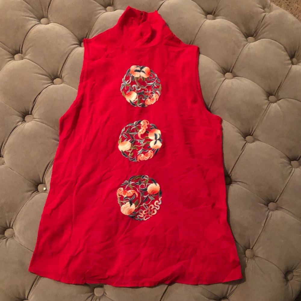 Vivienne Tam top!
